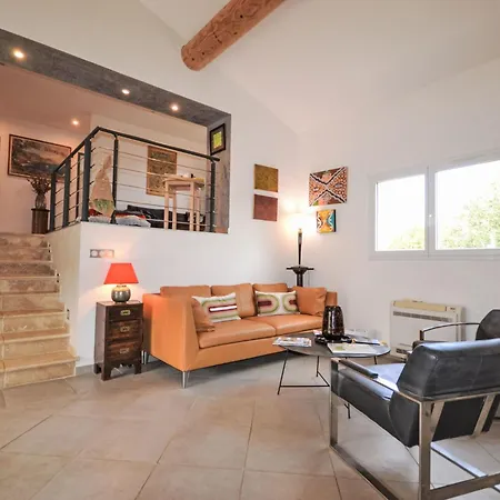 Dom wakacyjny La Romaine By Interhome Vers Pont du Gard