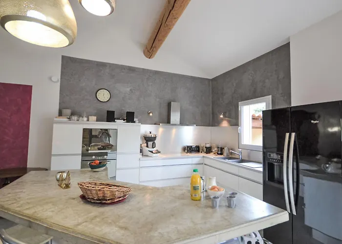 La Romaine By Interhome Дом отдыха *